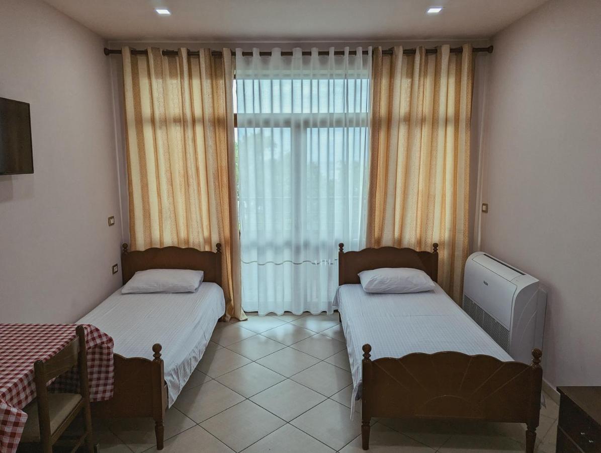 Vila Vadeha Pogradec Kültér fotó
